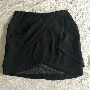 {NWT} MNG Casual Pleated Mini Skirt